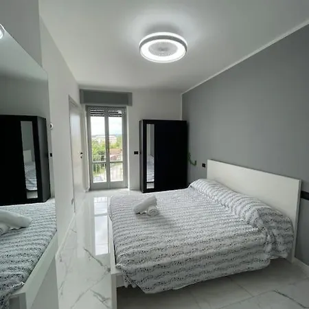 Luxury Appartament Como, Appartement Como